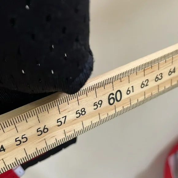 Raptors - NBA Basketball Adidas Jersey - Parker 18 - Red- Large +2 Length - Picture 16 of 16